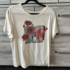 MTV Graphic Tshirt 📺
